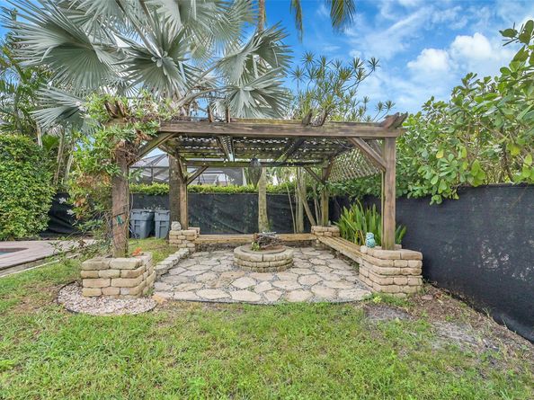 5149 NW 47th Ave, Coconut Creek FL 33073