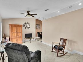 5149 NW 47th Ave, Coconut Creek FL 33073