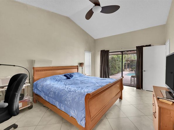 5149 NW 47th Ave, Coconut Creek FL 33073