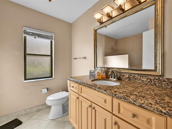 5149 NW 47th Ave, Coconut Creek FL 33073