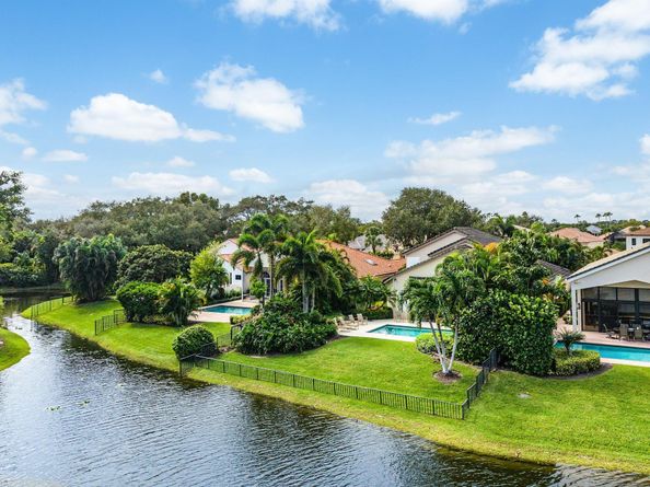 13748 Le Havre Drive, Palm Beach Gardens FL 33410