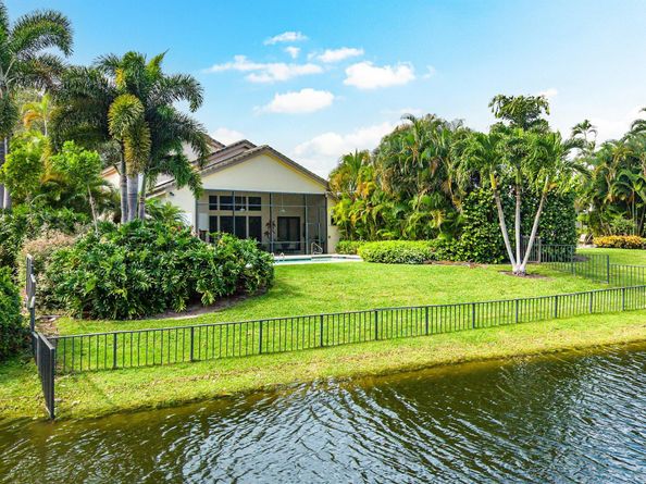 13748 Le Havre Drive, Palm Beach Gardens FL 33410