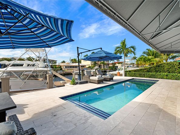 1580 SE 8th St, Deerfield Beach FL 33441