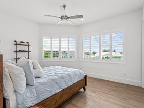 1580 SE 8th St, Deerfield Beach FL 33441