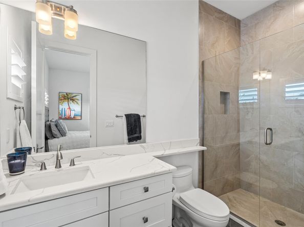 1580 SE 8th St, Deerfield Beach FL 33441