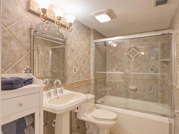 301 Ocean Bluffs Boulevard 5040, Jupiter FL 33477