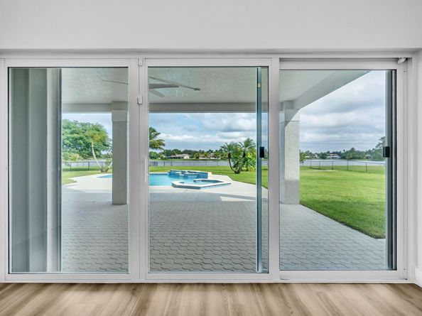 20411 NW 4th Street, Pembroke Pines FL 33029