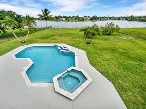 20411 NW 4th Street, Pembroke Pines FL 33029