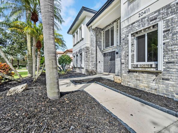 20411 NW 4th Street, Pembroke Pines FL 33029