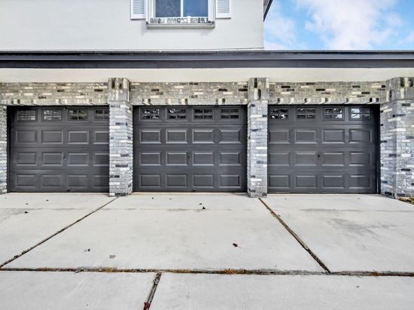 20411 NW 4th Street, Pembroke Pines FL 33029