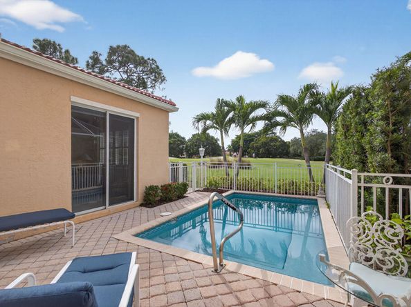 14 Via Del Corso, Palm Beach Gardens FL 33418