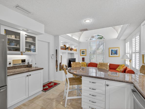 14 Via Del Corso, Palm Beach Gardens FL 33418