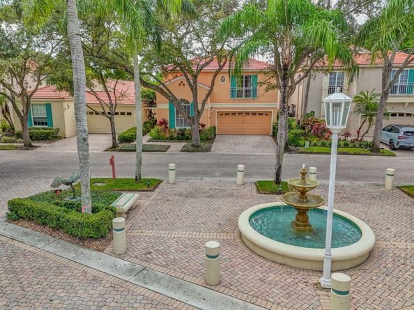 14 Via Del Corso, Palm Beach Gardens FL 33418