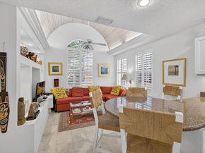 14 Via Del Corso, Palm Beach Gardens FL 33418