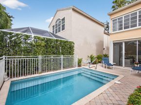 14 Via Del Corso, Palm Beach Gardens FL 33418