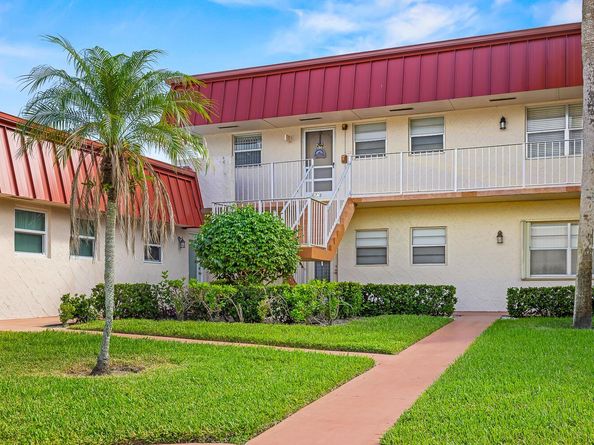 12016 Greenway Circle S 203, Royal Palm Beach FL 33411