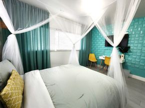 1440 NW 7th Ter, Fort Lauderdale FL 33311