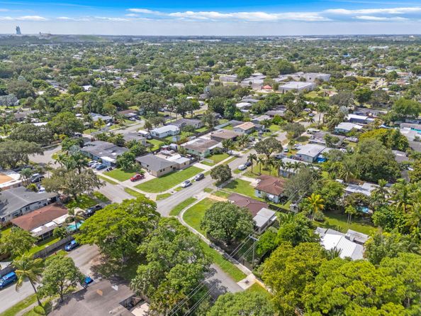 3301 SW 20th Court, Fort Lauderdale FL 33312