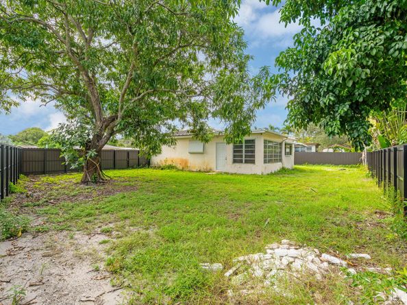 3301 SW 20th Court, Fort Lauderdale FL 33312