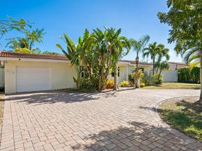 806 SE 9th Ave, Deerfield Beach FL 33441