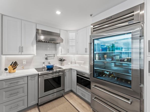 255 Evernia Street 1502, West Palm Beach FL 33401