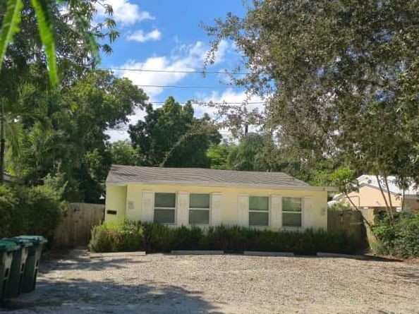 1215 NE 13th Ave, Fort Lauderdale FL 33304