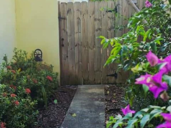 1215 NE 13th Ave, Fort Lauderdale FL 33304