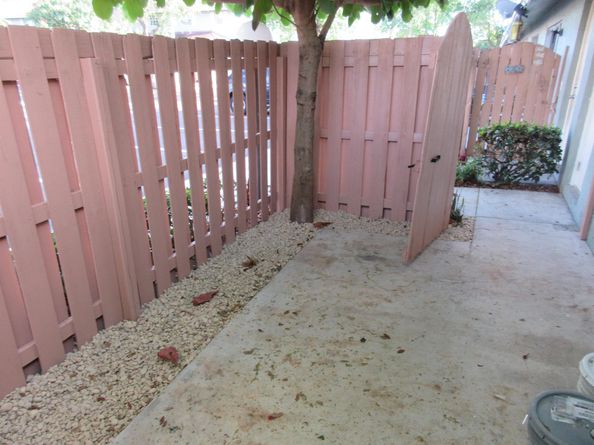 401 W Cypress Way, Palm Springs FL 33406