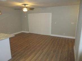 401 W Cypress Way, Palm Springs FL 33406