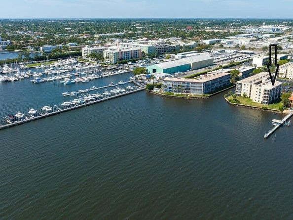 896 N Federal Highway 523, Lantana FL 33462