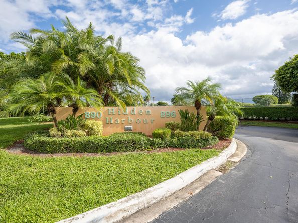 896 N Federal Highway 523, Lantana FL 33462