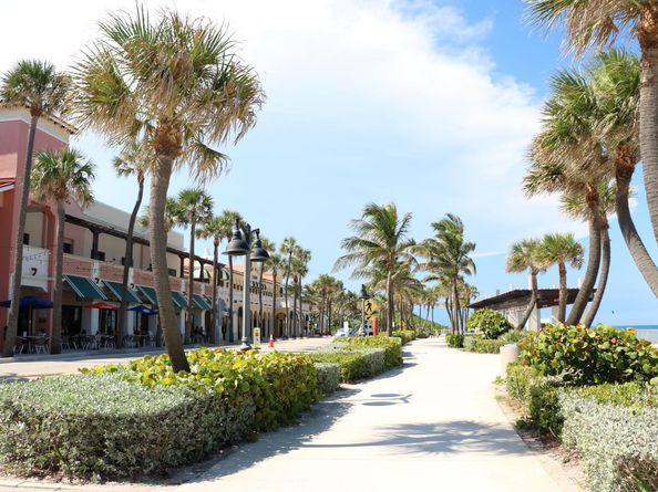 896 N Federal Highway 523, Lantana FL 33462