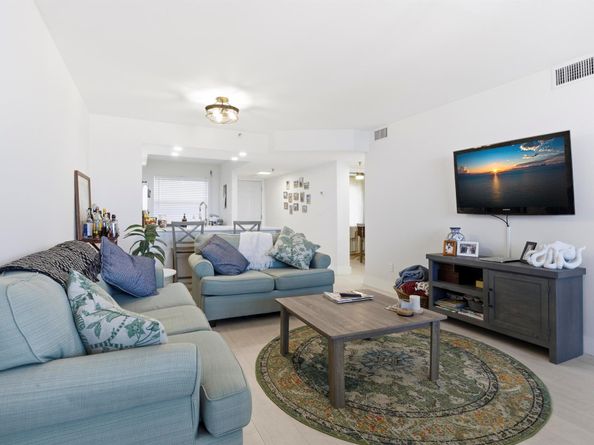 896 N Federal Highway 523, Lantana FL 33462