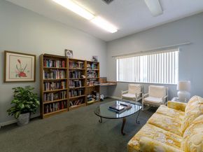 896 N Federal Highway 523, Lantana FL 33462