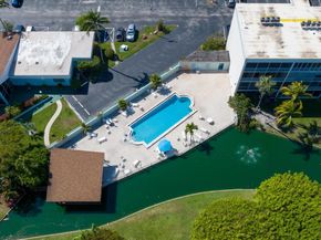 896 N Federal Highway 523, Lantana FL 33462