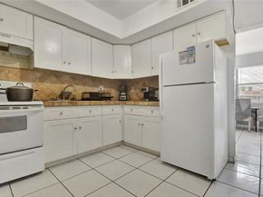 6533 SW 22nd St, Miramar FL 33023