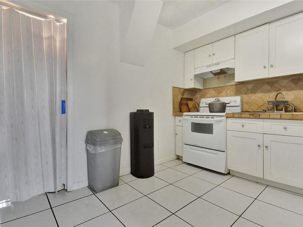 6533 SW 22nd St, Miramar FL 33023