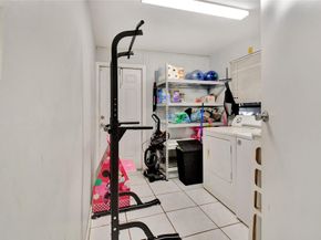 6533 SW 22nd St, Miramar FL 33023