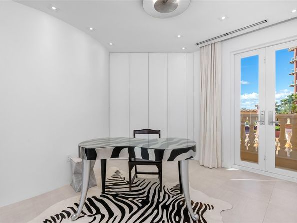 2140 N Ocean Blvd V, Fort Lauderdale FL 33305