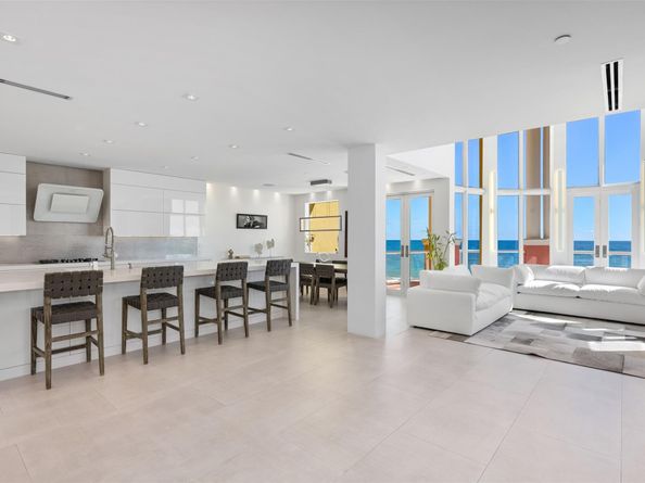 2140 N Ocean Blvd V, Fort Lauderdale FL 33305