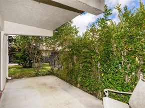 1759 NE 39th Ct 1305, Pompano Beach FL 33064