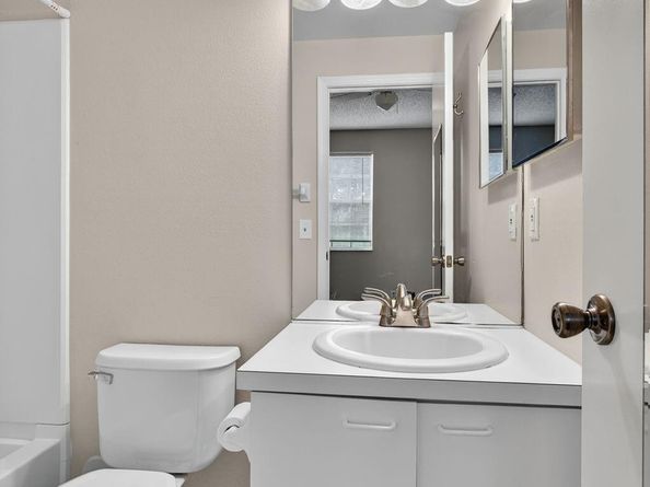 7711 Sanibel Dr, Tamarac FL 33321