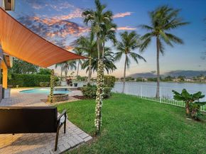 5037 NW 119th Ter, Coral Springs FL 33076