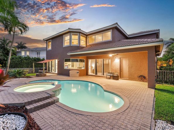 5037 NW 119th Ter, Coral Springs FL 33076