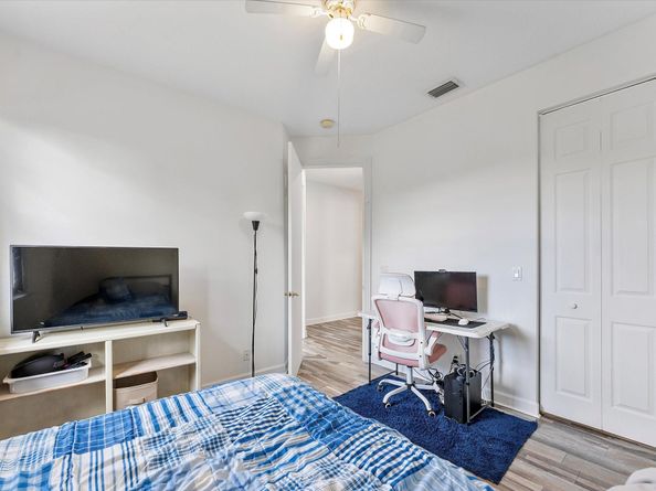 5037 NW 119th Ter, Coral Springs FL 33076