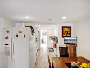 1732 W 72nd St 1732, Hialeah FL 33014