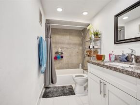 1732 W 72nd St 1732, Hialeah FL 33014