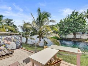 1732 W 72nd St 1732, Hialeah FL 33014