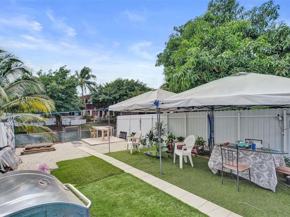 1732 W 72nd St 1732, Hialeah FL 33014