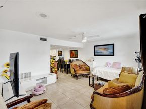 1732 W 72nd St 1732, Hialeah FL 33014